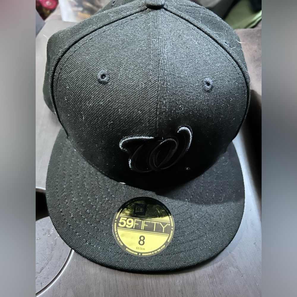 New era fitted hat